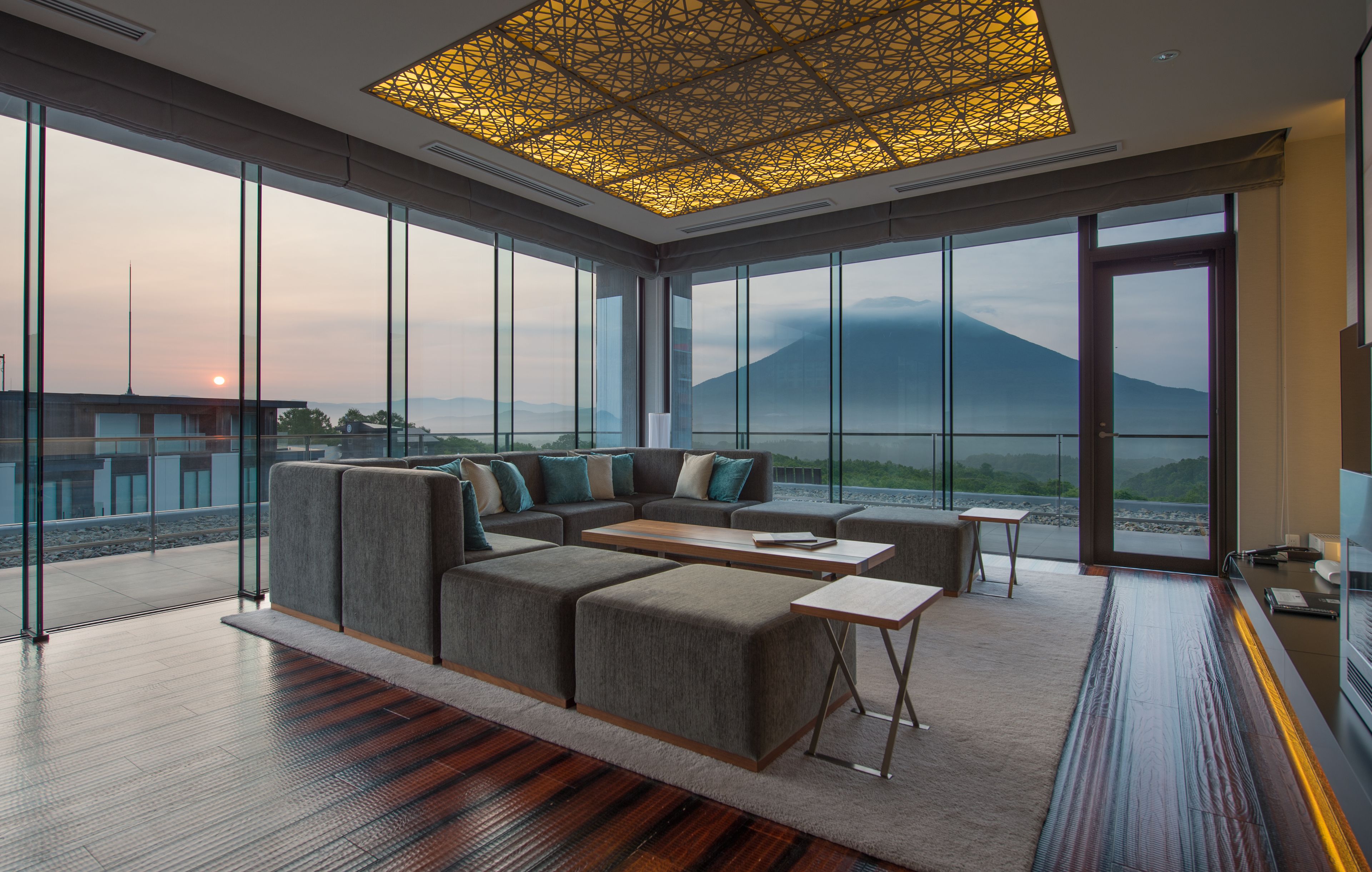 penthouse, 5 bedrooms, mountain view | living room | 40-inch flat-screen tv with satellite channels, tv