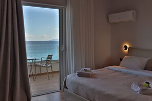 Superior Studio Suite, Balcony, Sea View (Euterpi)