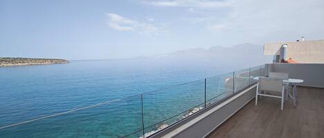 Superior Apartment, 1 Bedroom, Ocean View | Terrace/patio