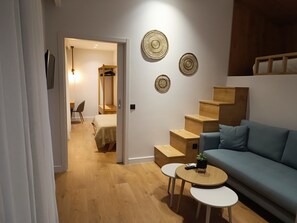 Superior Apartment | Living area | LED TV - 9 Muses (Agios Nikolaos)