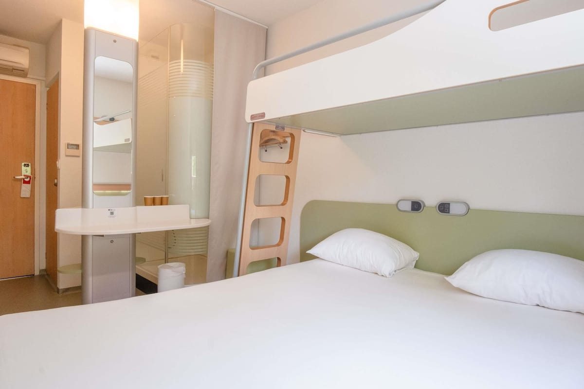 Double Room, Multiple Beds