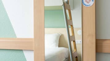 Chambre Double, plusieurs lits | Literie de qualité supérieure, bureau, rideaux occultants