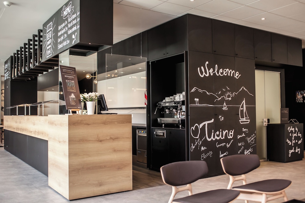 ibis budget Lugano Paradiso by null