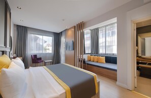 Deluxe Room, Balcony | Pemandangan dari bilik