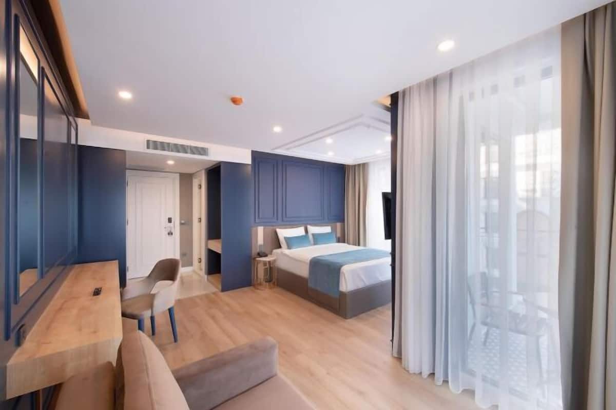 Ropa de cama de alta calidad y minibar