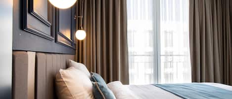 1 bedroom, premium bedding, minibar, in-room safe