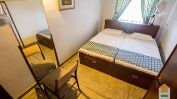 Villa | 4 habitaciones, ropa de cama de alta calidad y escritorio