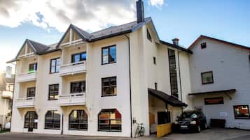 Fachada de la propiedad