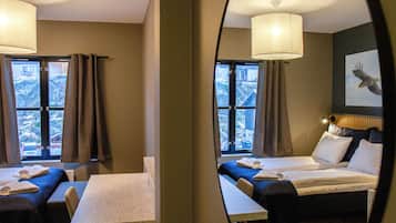 Family Quadruple Room | Premium bedding, desk, soundproofing, free WiFi