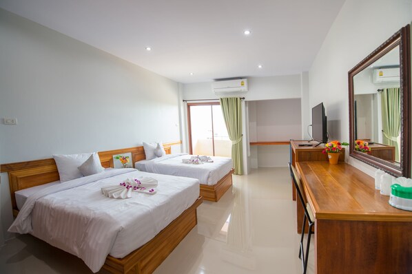 ห้องซูพีเรียดับเบิล | ผ้าม่านกันแสง, เตียงเสริม/เปล, Wi-Fi ฟรี