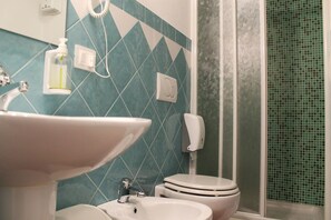 Soundproofing, free WiFi - Country House Il Prato (Spoleto)