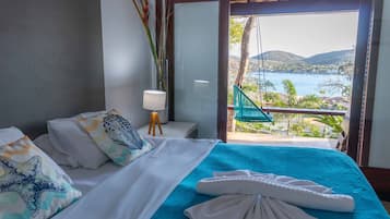 Standard Room | Premium bedding, minibar, in-room safe, individually decorated