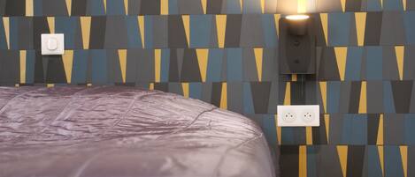 Double Room | Individually decorated, desk, soundproofing, free WiFi