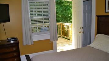 Individually decorated, individually furnished, free WiFi