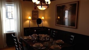 Dining - Copper Dreams Bed and Breakfast (Niagara-on-the-Lake)