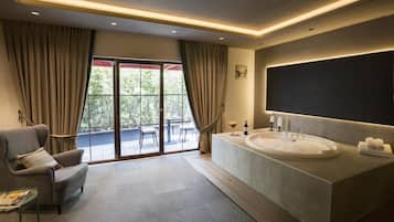 Phòng Suite, bồn tắm thủy lực | Bồn tắm ngâm