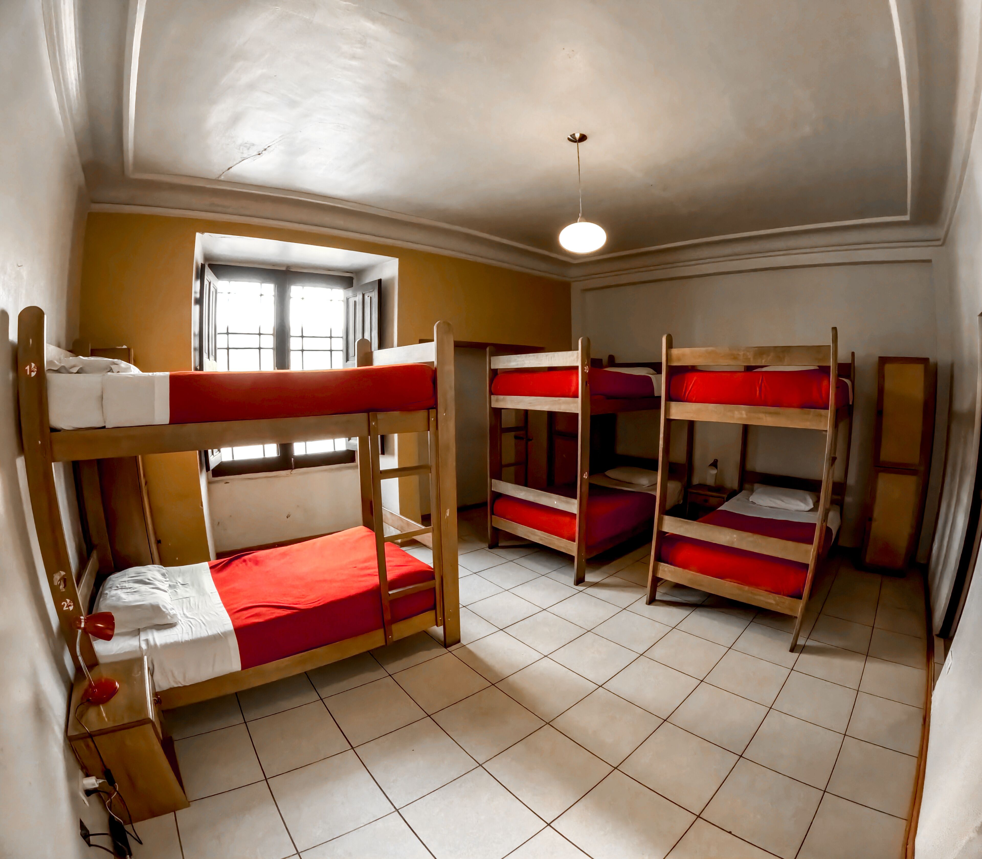 Standard-yhteismajoitus, sekamajoitus, oma kylpyhuone | Ilmainen Wi-Fi, vuodevaatteet