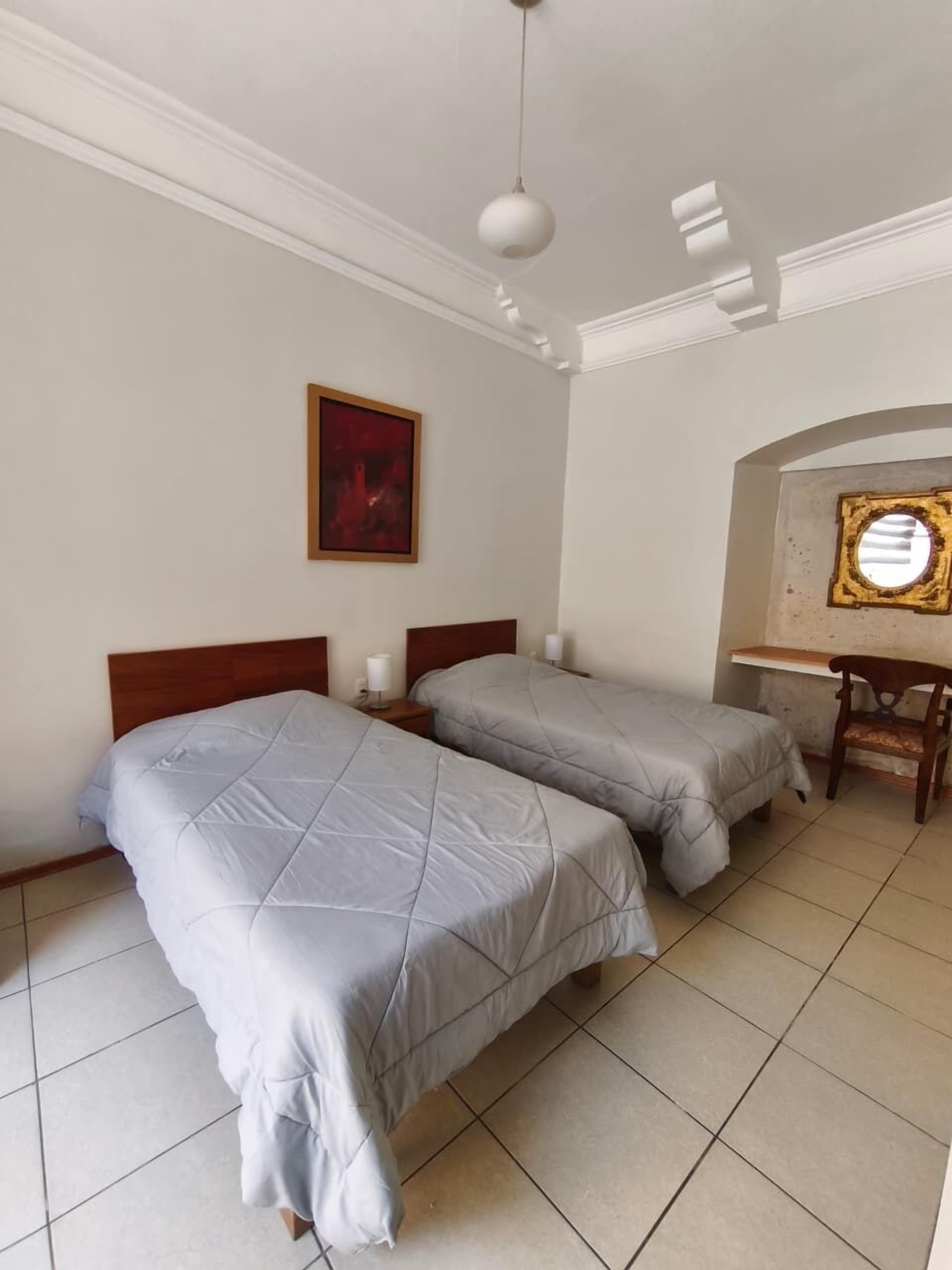 Kahden hengen standard-huone (kaksi sänkyä), useita sänkyjä, oma kylpyhuone | Ilmainen Wi-Fi, vuodevaatteet