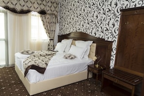 Ropa de cama de alta calidad y minibar