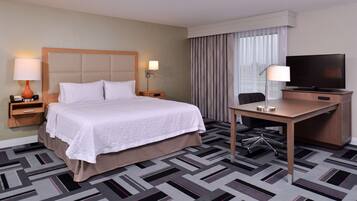 Studio, 1 King Bed, Accessible, Non Smoking | Iron/ironing board, free WiFi, bed sheets, alarm clocks