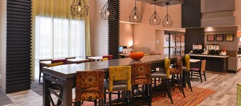 Hampton Inn & Suites Ames