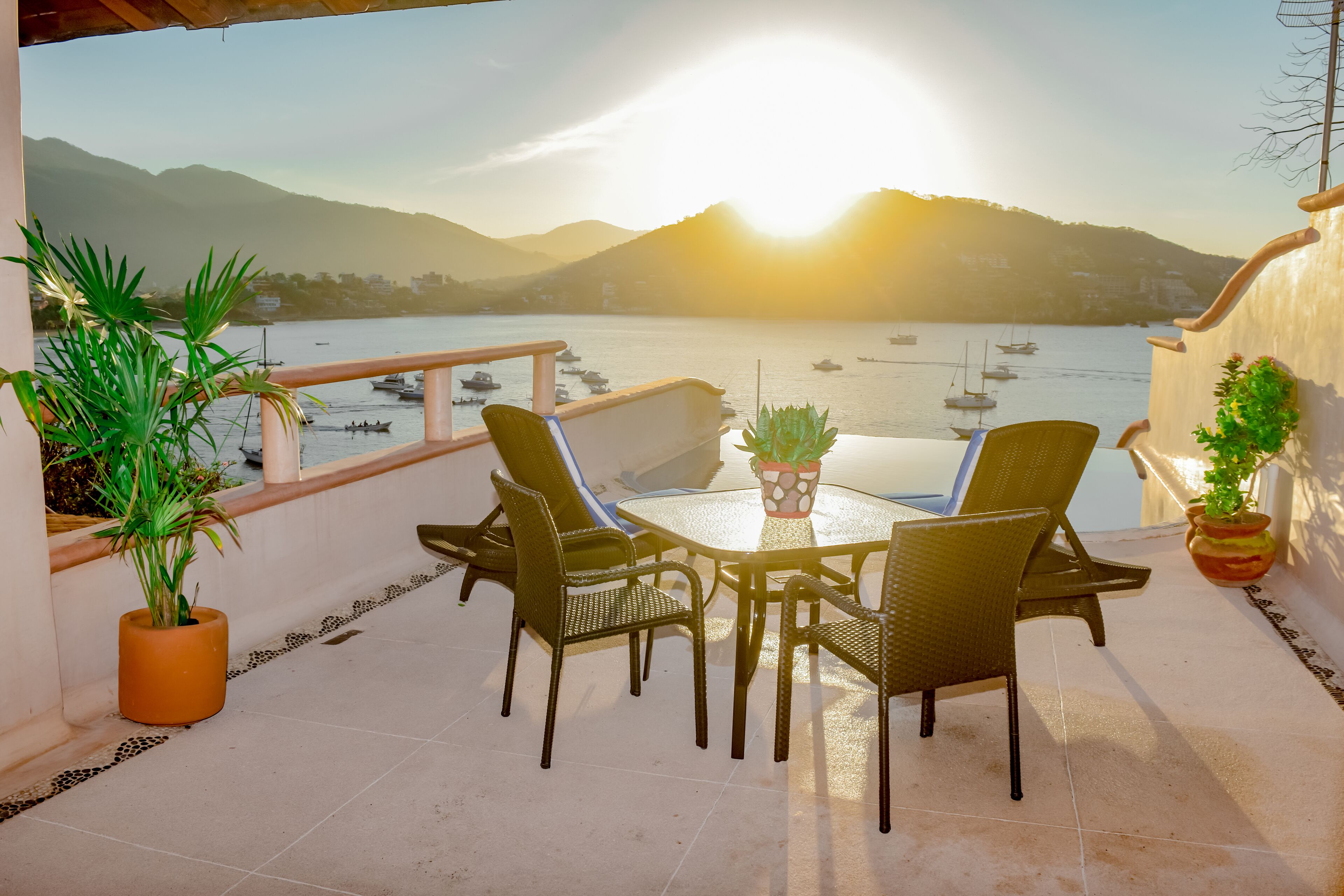 Premium-Zimmer, eigener Pool, Meerblick | Terrasse/Patio