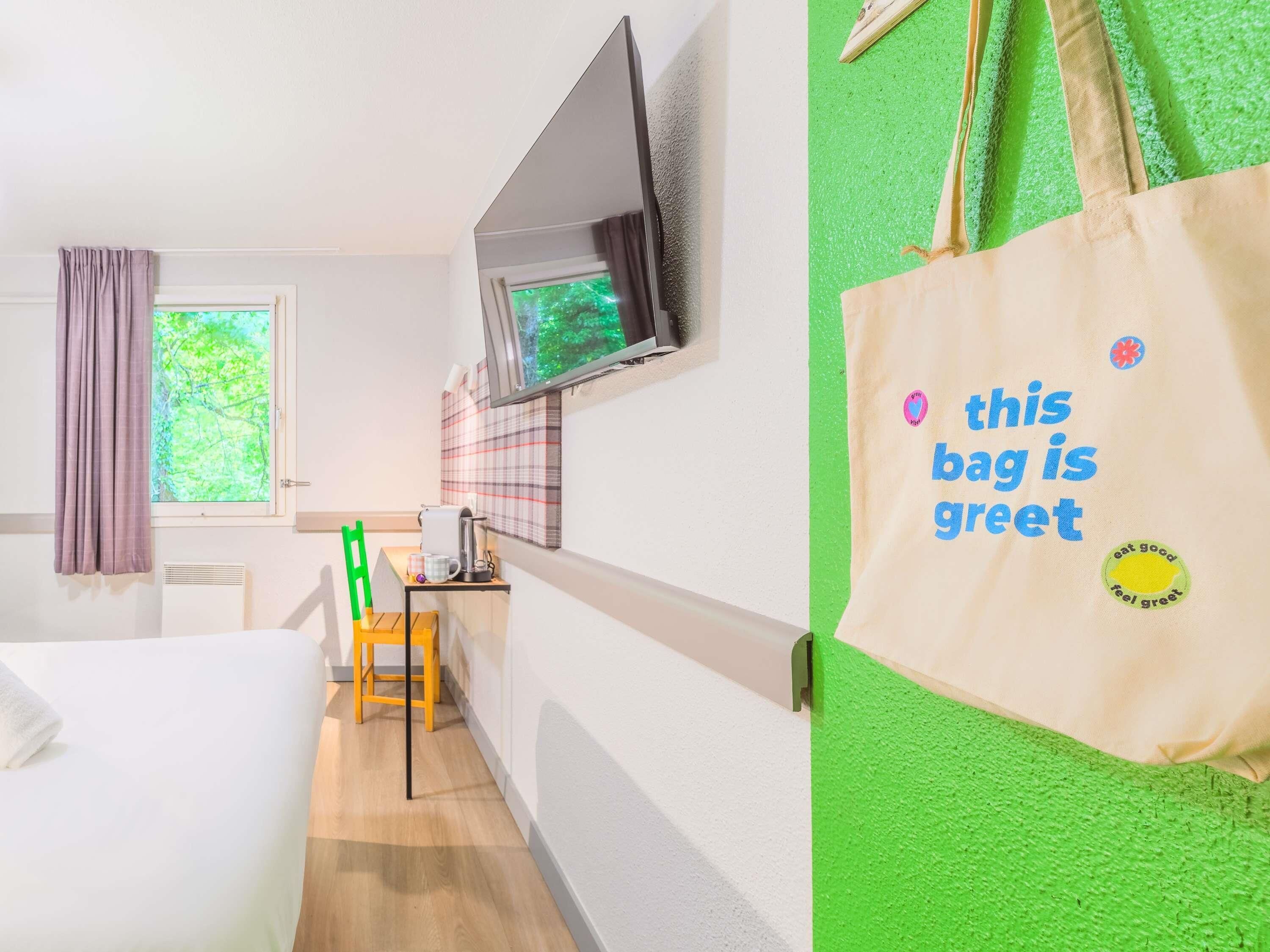 Room, 1 Double Bed, Garden Area (POP) | Desk, blackout drapes, iron/ironing board, free cribs/infant beds