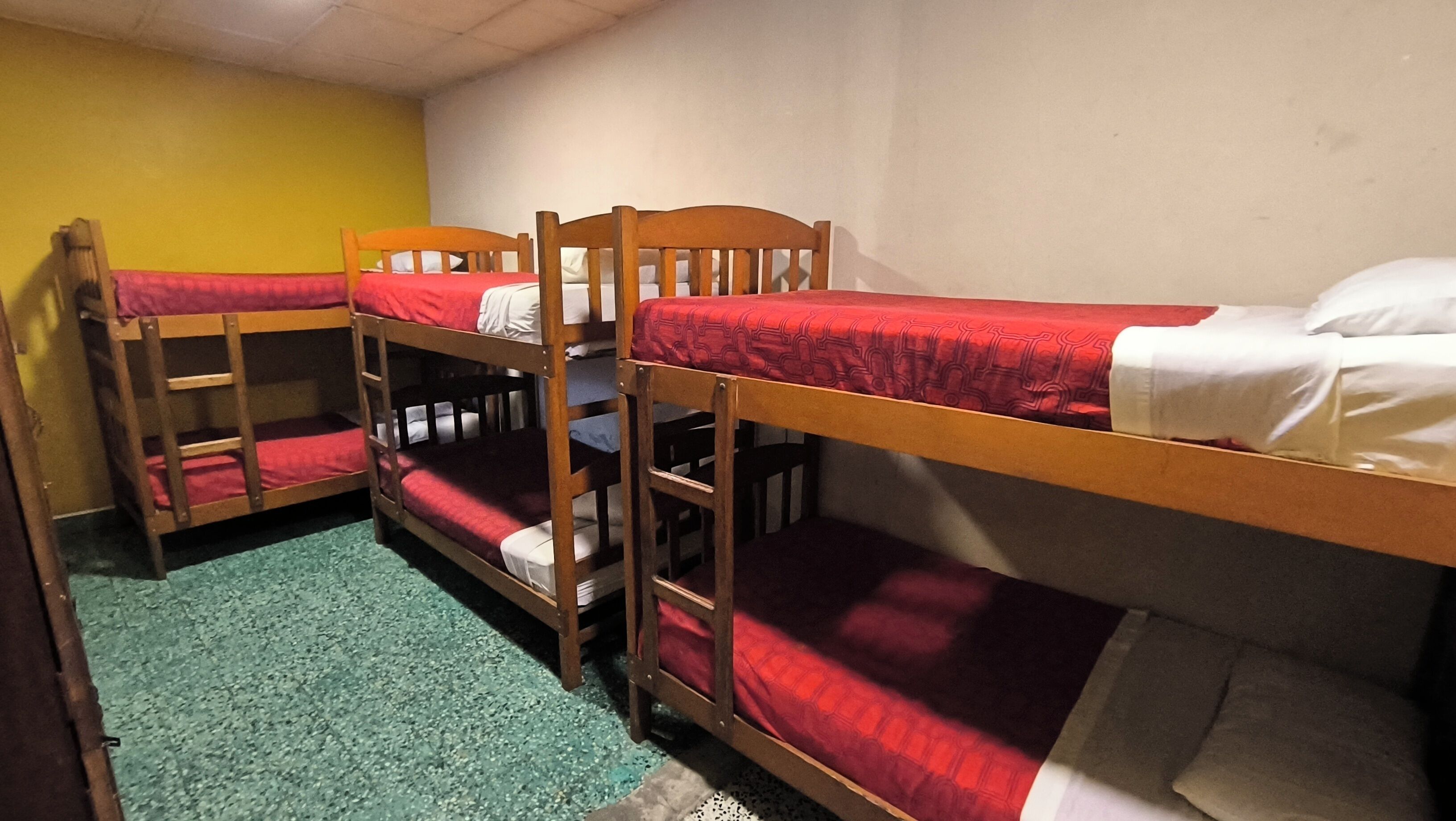 In-room safe, free WiFi, bed sheets