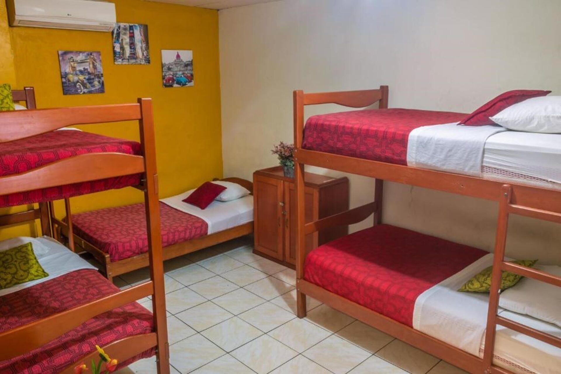 In-room safe, free WiFi, bed sheets