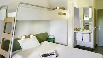 Double Room | Desk, soundproofing, iron/ironing board, free WiFi