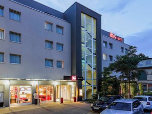 Front of property - ibis budget Winterthur (Winterthur)