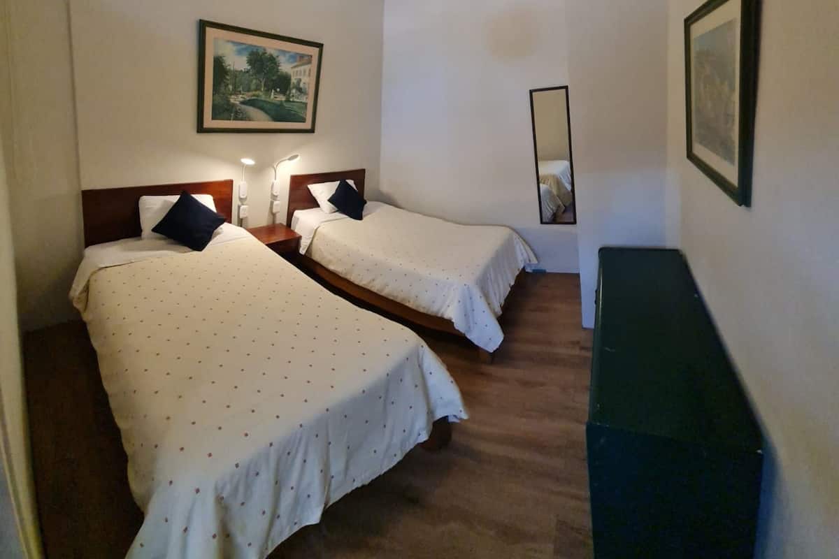 Basic Twin Room, Private Bathroom | Free WiFi, bed sheets