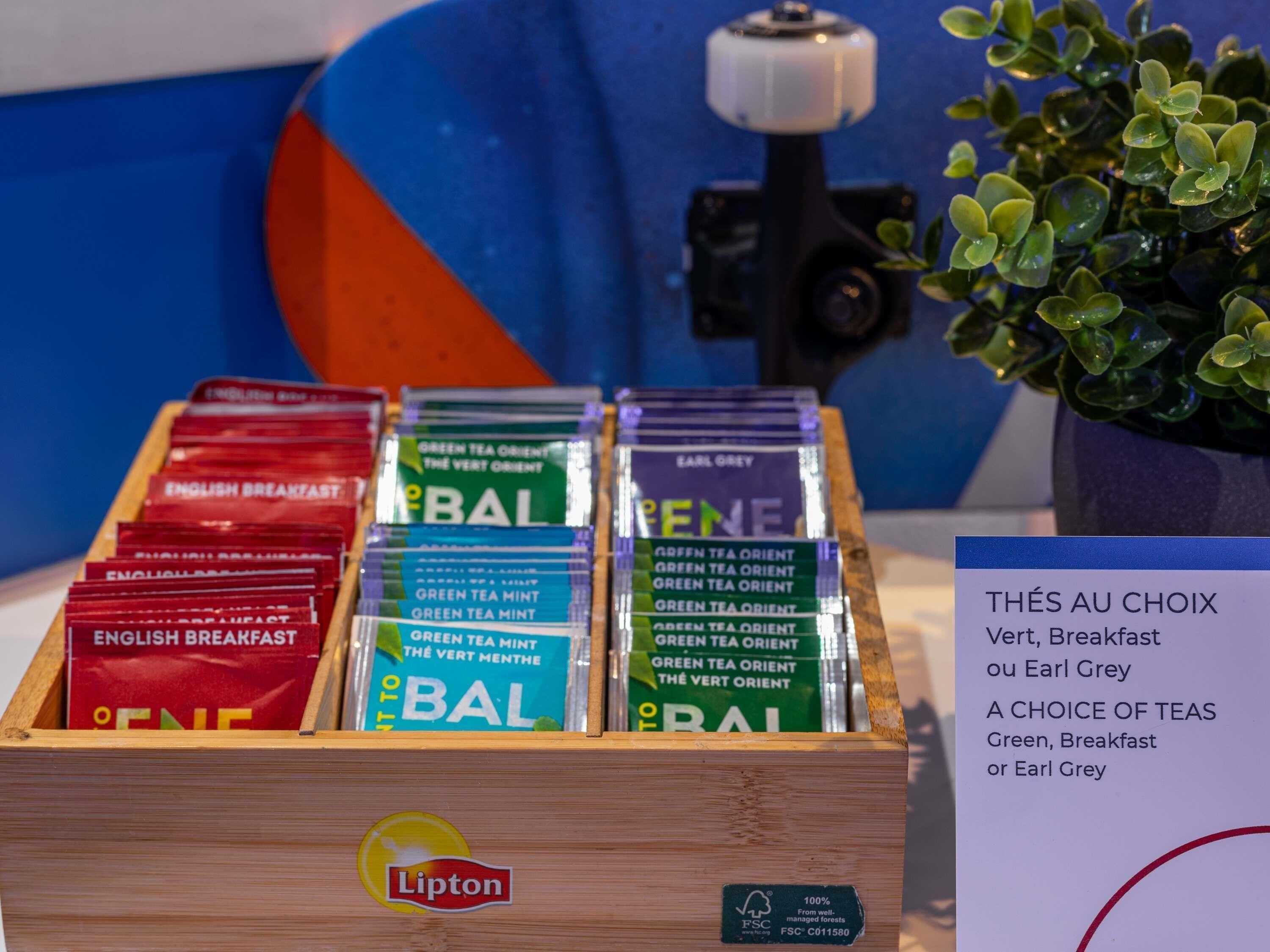 Daily continental breakfast (EUR 12 per person)