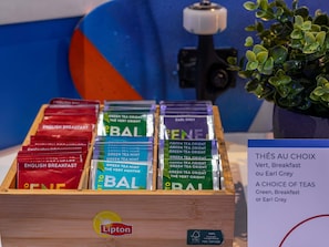 Se ofrece un desayuno continental todos los días (12 EUR por persona)