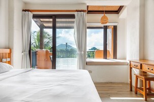 三人房, 阳台, 山景 | 客房景观