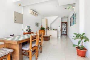 Interior - Kenting Fairyland & Farm Guest House (Hengchun)