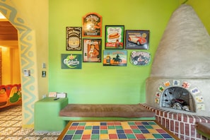 Family Room | View from room - Kenting Fairyland & Farm Guest House (Hengchun)