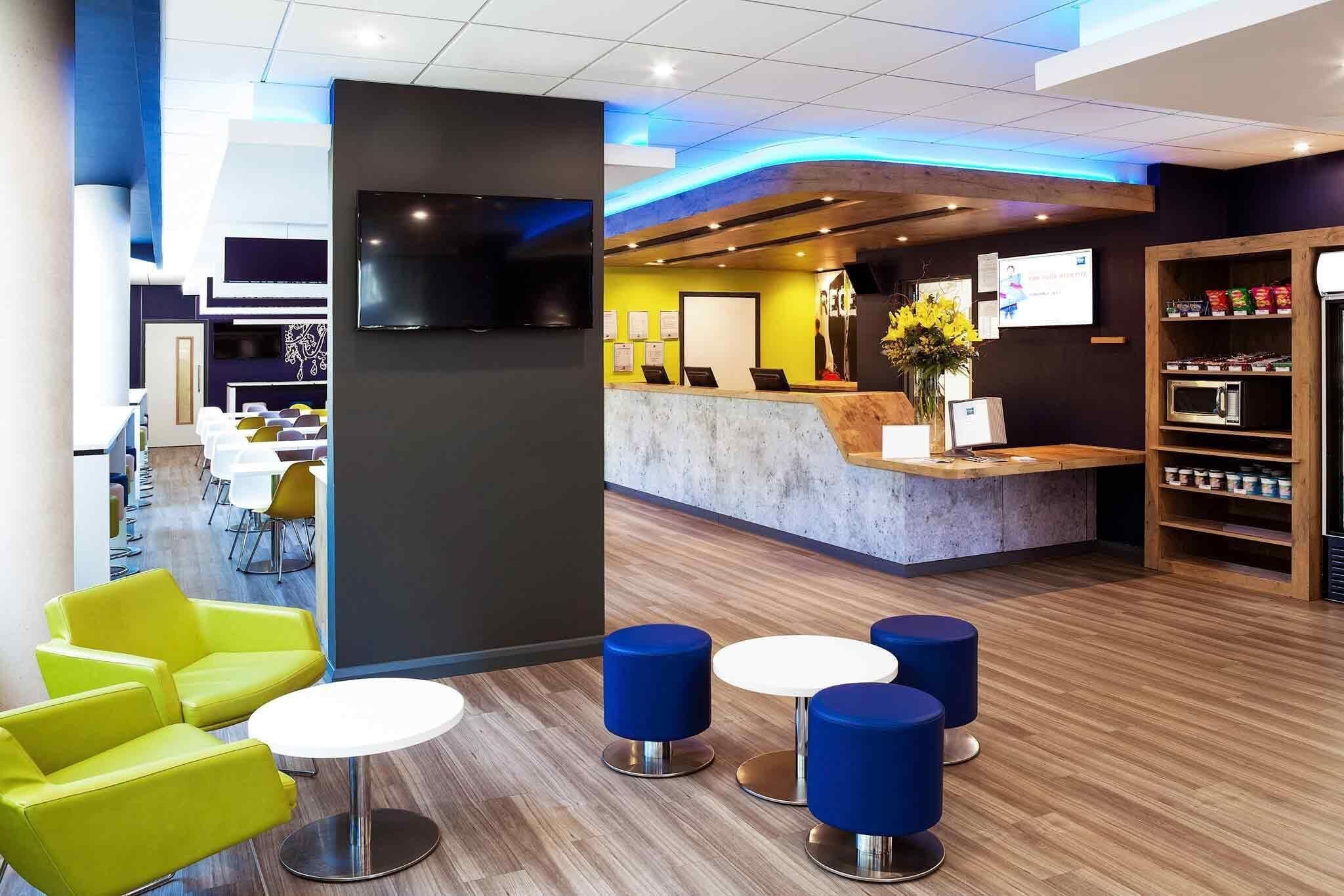 Photo - ibis budget Belfast City Centre