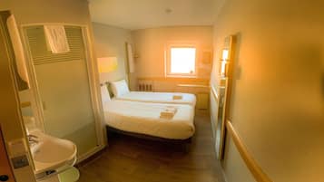 Desk, free WiFi, bed sheets