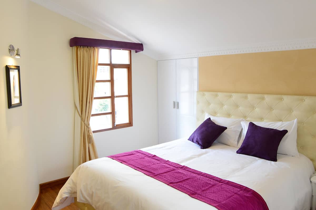 Deluxe Single Room | Premium bedding, Tempur-Pedic beds, in-room safe, desk