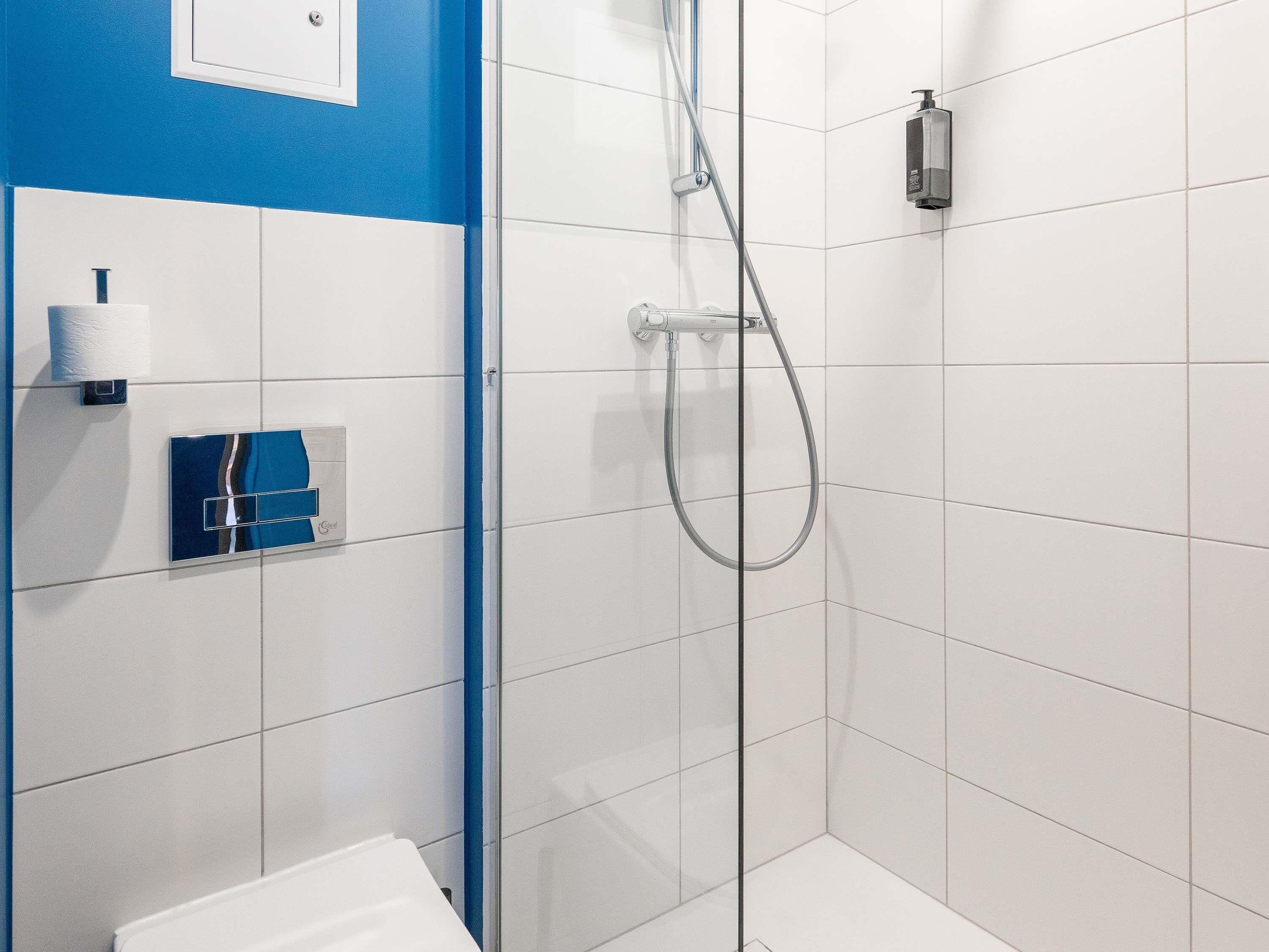 Triple Room, Multiple Beds | Desk, blackout curtains, soundproofing, iron/ironing board