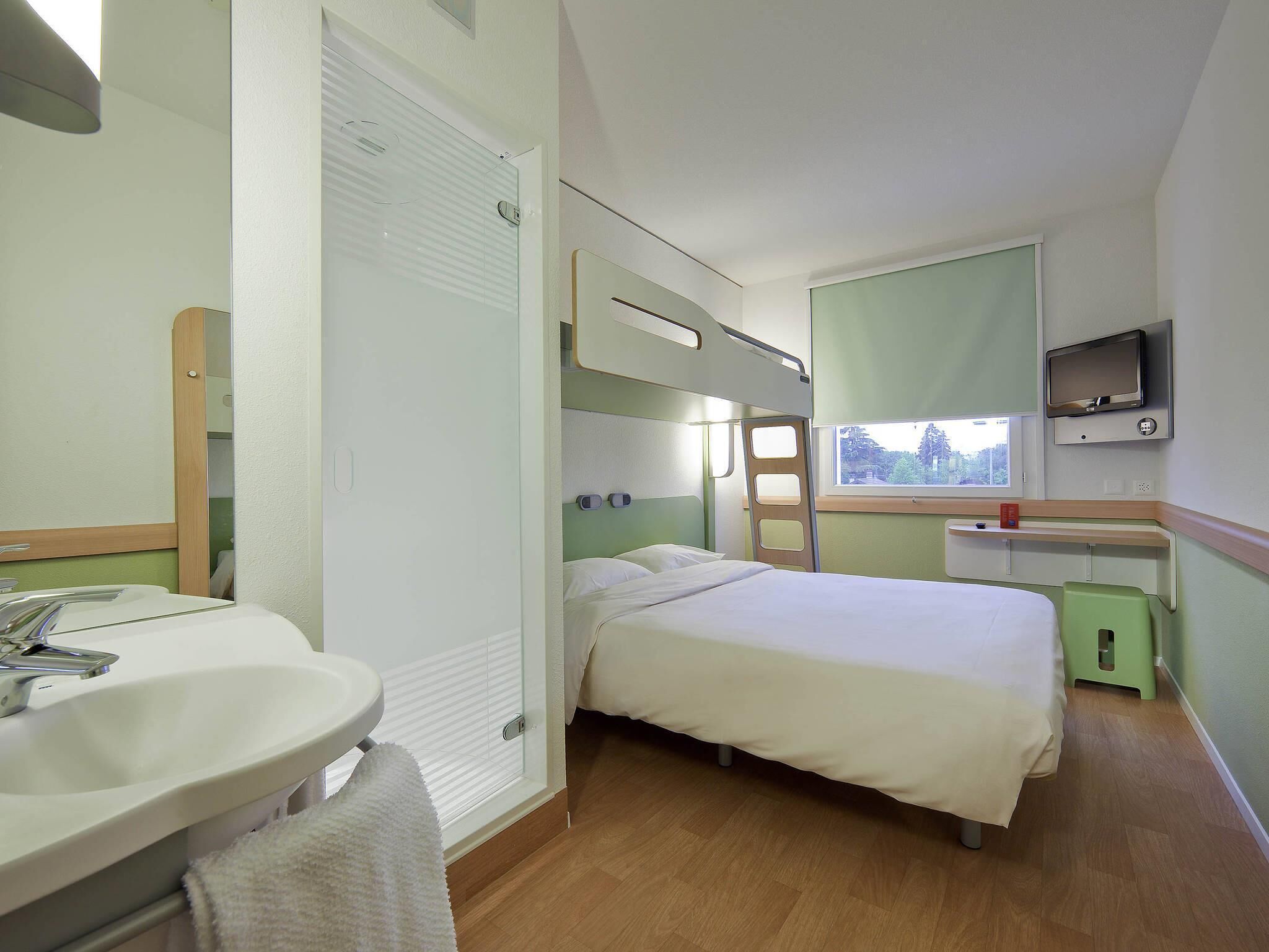 Double Room, Multiple Beds