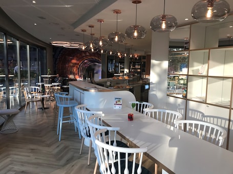 Bar (en la propiedad)