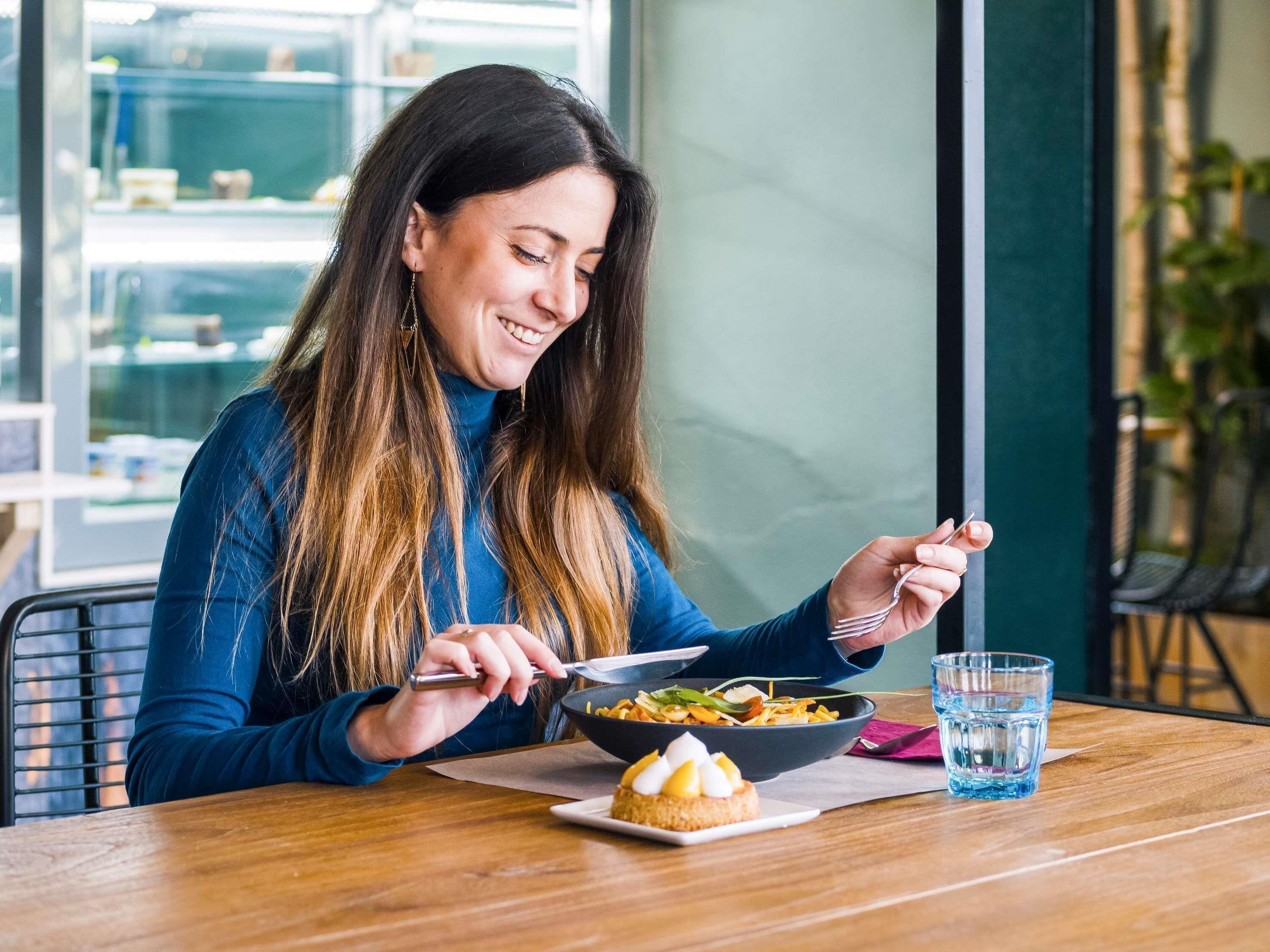 daily buffet breakfast (eur 9.5 per person)