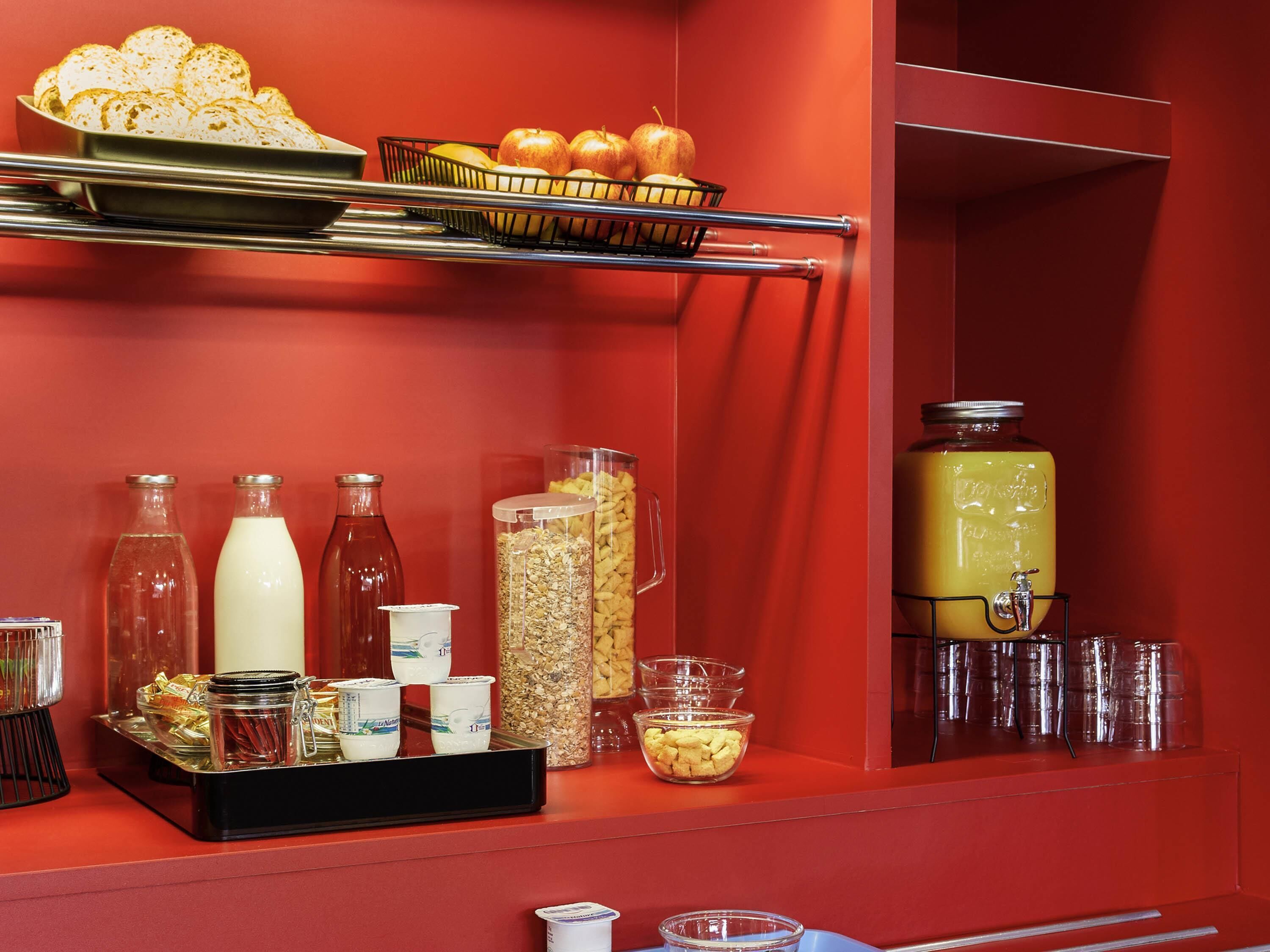 Breakfast area