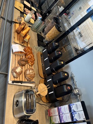 Daily buffet breakfast for a fee