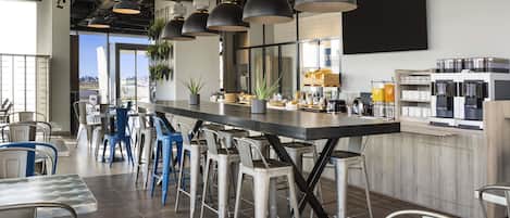 Daily buffet breakfast (CHF 15 per person)