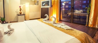 Hotel Eos