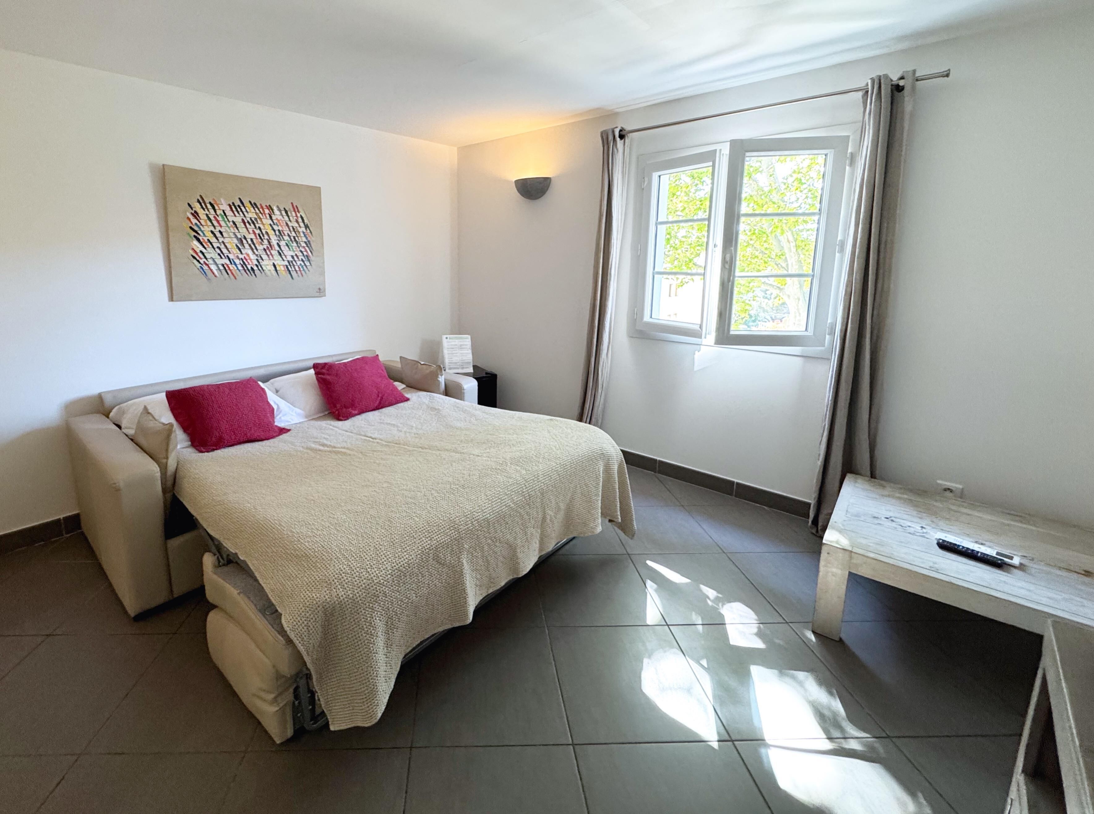 Biancheria da letto di alta qualità, minibar, una cassaforte in camera