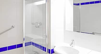 Warrington M6 Motel J20/M6 Lymm Services